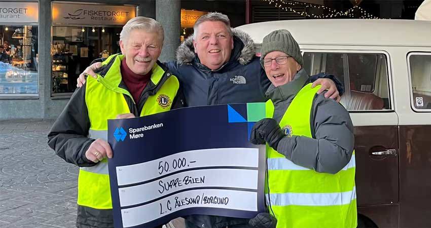 50 000 kroner til Suppebilen i Ålesund